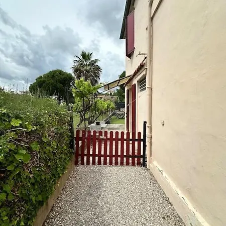 Maison Au Calme Avec Jardin Hotel *