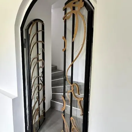 Maison Au Calme Avec Jardin *