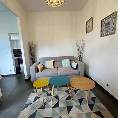 Maison Au Calme Avec Jardin Hotel